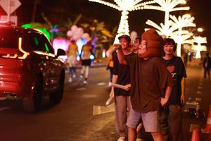 BIB: 
                            <button type="button" onclick="openModal(23553813)" class="btn btn-primary btn-sm float-right btn-popup" data-toggle="modal" data-target=".modal-high-quality">
                        <i class="fas fa-shopping-cart"></i> Add to Cart
                    </button>
                                            <button type="button" onclick="isThisMe(23553813, true)" class="btn btn-success btn-sm float-right btn-popup btn-isme hidden" data-toggle="tooltip" data-placement="bottom" title="นี่คือรูปของคุณใช่ไหม คลิกที่นี่เพื่อเอาเข้าอัลบั้ม">
                        <i class="fas fa-plus"></i> Add to album
                    </button>
                    <button type="button" onclick="isThisMe(23553813, false)" class="btn btn-warning btn-sm float-right btn-popup btn-isnotme hidden">
                        <i class="fas fa-ban"></i> Remove from album
                    </button>